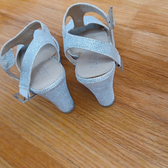 SUGAR Crystal T Cross Silver Platform Sandals - Picture 3 of 4